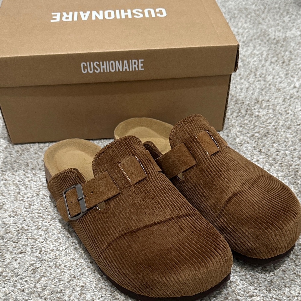 Cushionaire Brown Corduroy Clogs 🤎🤎